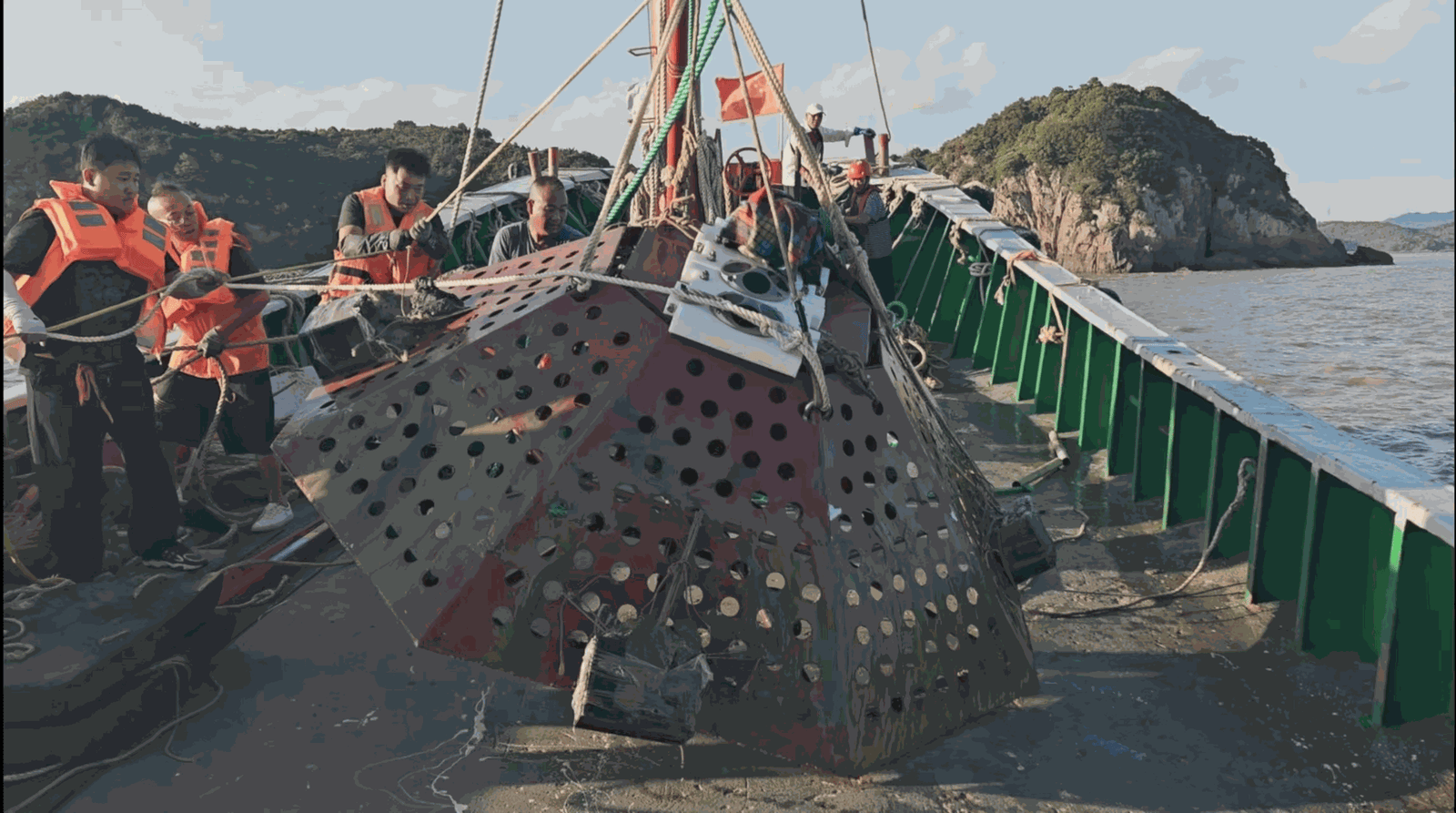 Figure 2.2 Equipment Deployment and Recovery Site4