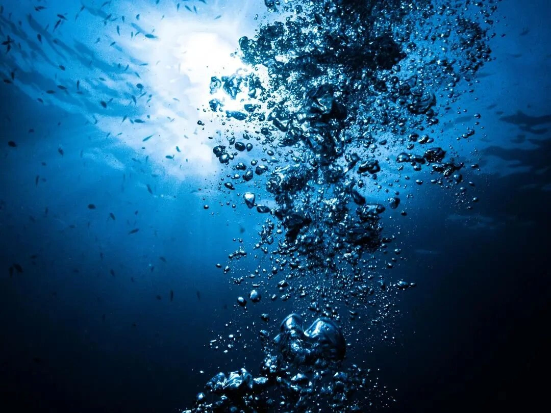 High Pressure Deep Ocean